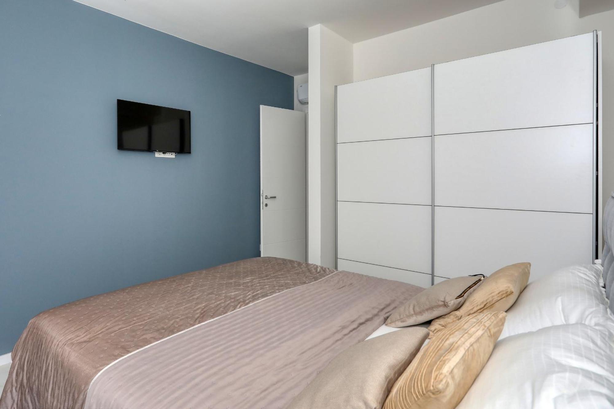 Apartment Relex With Pool & Jacuzzi Privlaka  Exterior foto